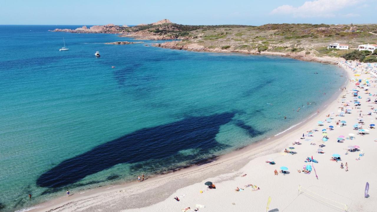 Апарт отель Rocce Rosse Sardinia Изола-Росса Экстерьер фото